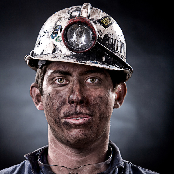 coalface-exhibition-dean-whitling_04