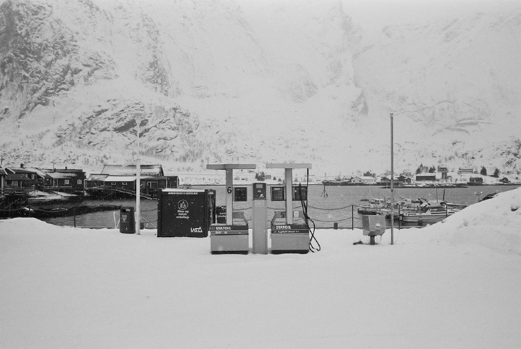 f1030030_750