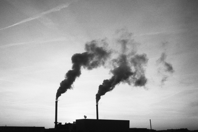 smoke_paris_750