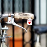 Liebevolle Miniatur Street Art von Katie Sokoler